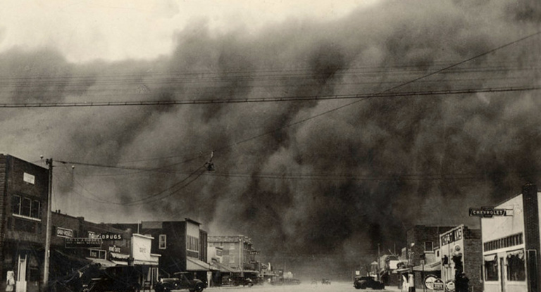Black Sunday storm during the dust bowl